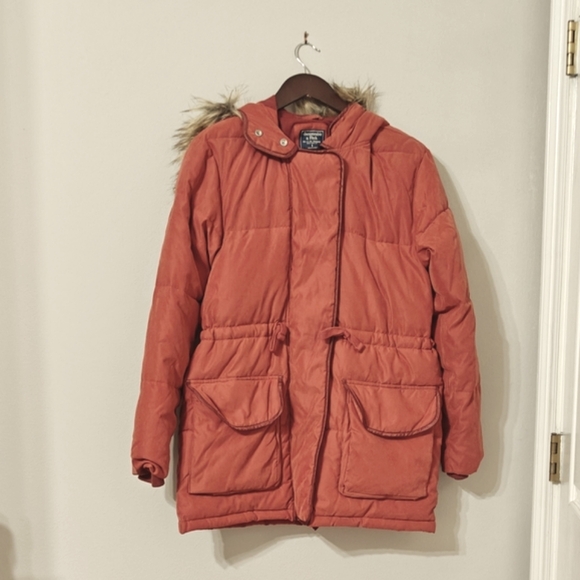 Abercrombie and Fitch Faux Fur hooded Parka Coat size Small - Picture 1 of 11